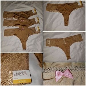 Women's thong panties
